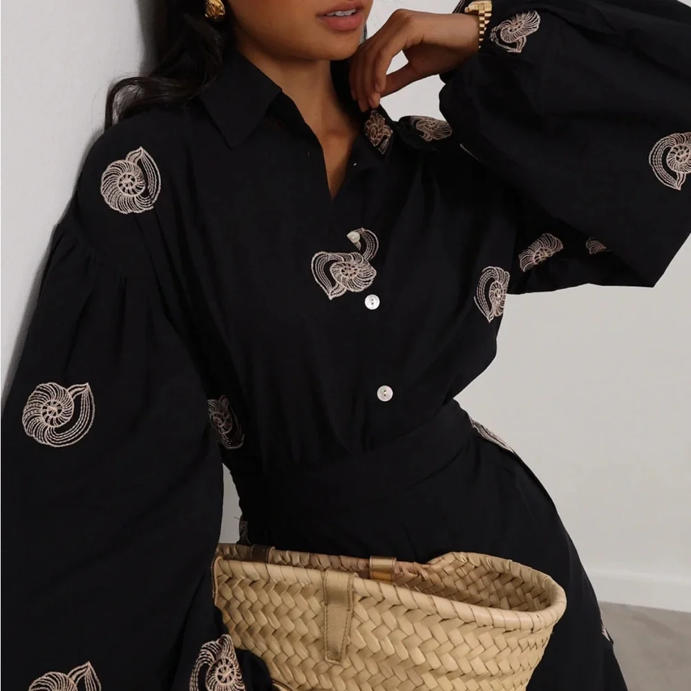 Vita Grace “Avia” Cotton Embroidered Shirt in Black - Picture 2 of 14